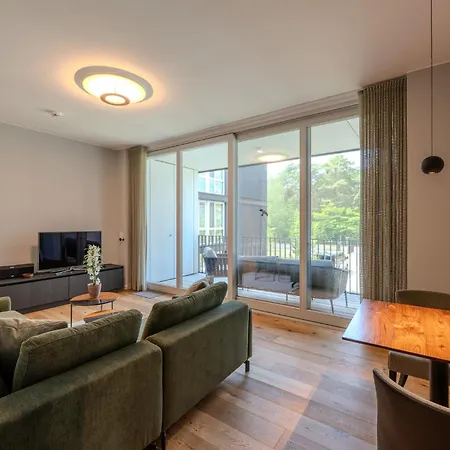 Marina Am Mit Pool Und Sauna 아파트